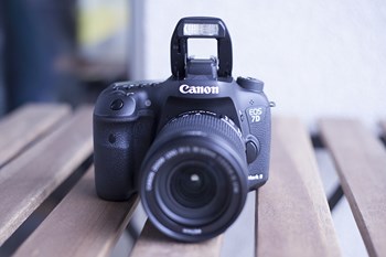 Canon-EOS-7D-Mark-II-recenzija-test-bljeskalica_8.jpg